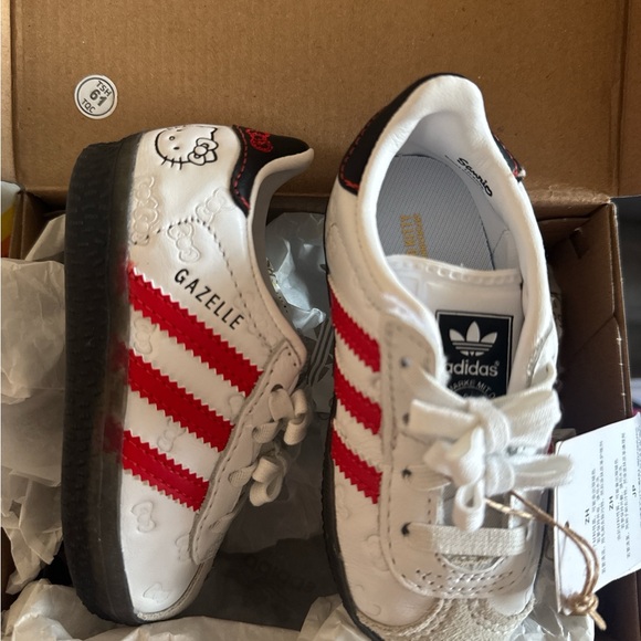 Adidas Kids Hello Kitty Gazelle White and Red Sneakers - Picture 2 of 4